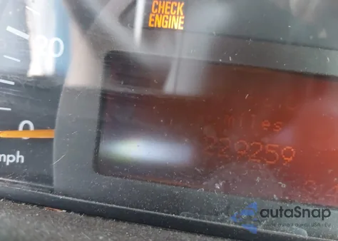 2002 Mercedes-Benz C 320 z USA, uszkodzony, nr VIN WDBRF64J42E008165